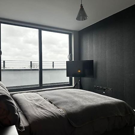 أوكسبريدج Luxury Penthouse Apartment المظهر الخارجي الصورة